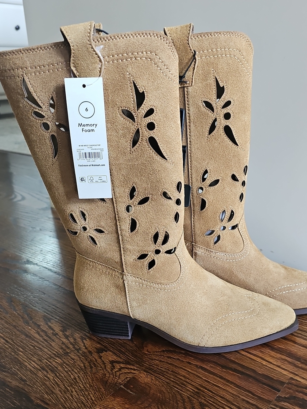 No Boundaries Mid-Calf Western Boots NWT